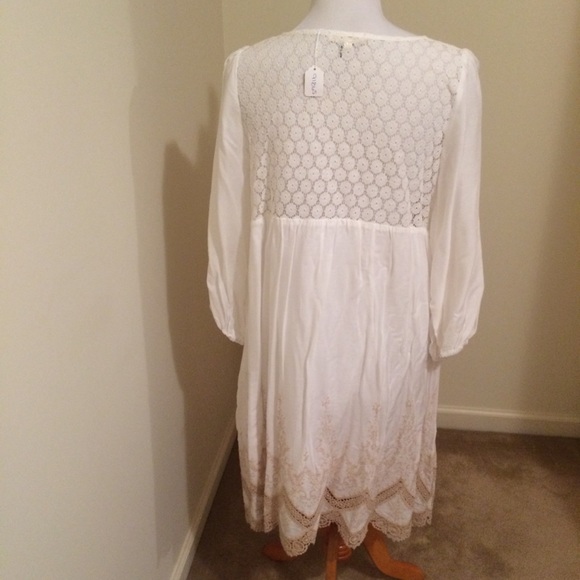 Andrée by Unit White Lace Dress - Picture 3 of 4
